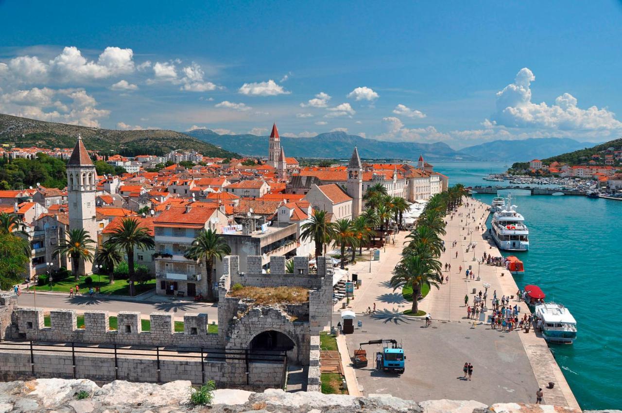 Smuketa In Trogir Haus Fuer 4 Personen Villa Eksteriør billede