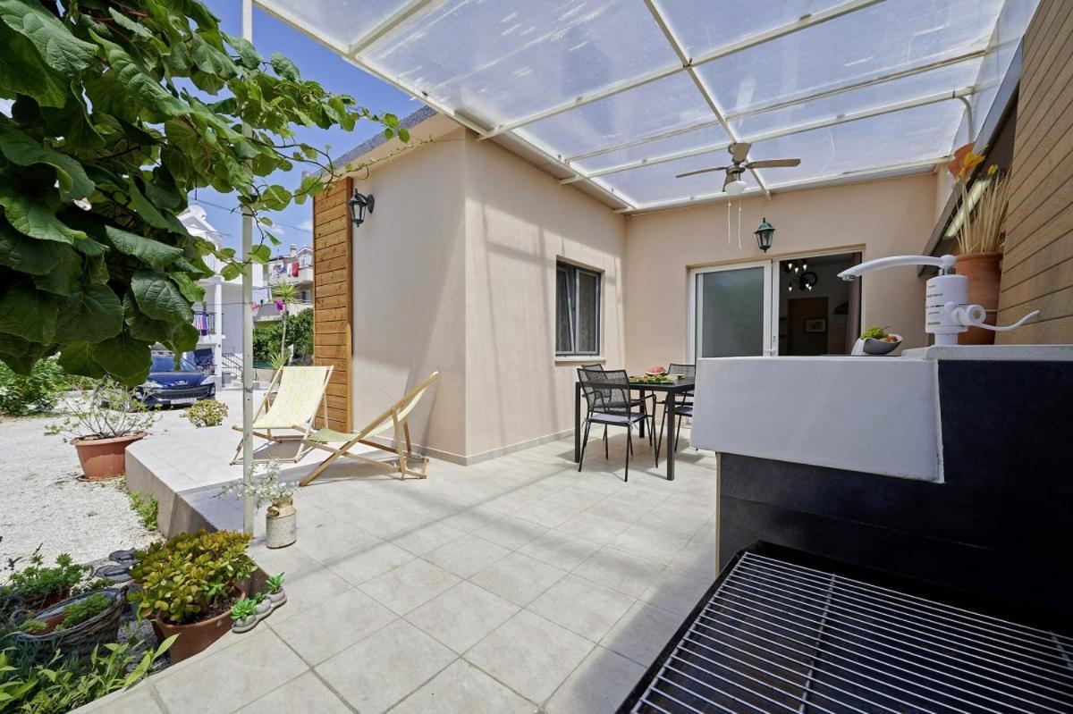 Smuketa In Trogir Haus Fuer 4 Personen Villa Eksteriør billede